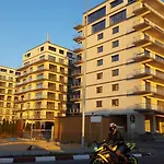 De Silva Lejlighed Mamaia