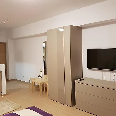 De Silva Apartment