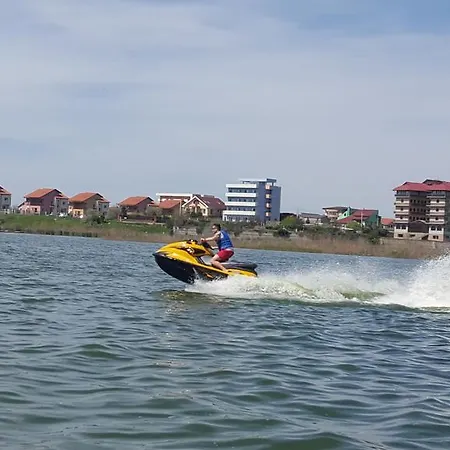 De Silva * Mamaia