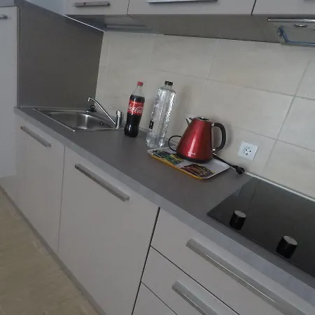 De Silva Apartment *