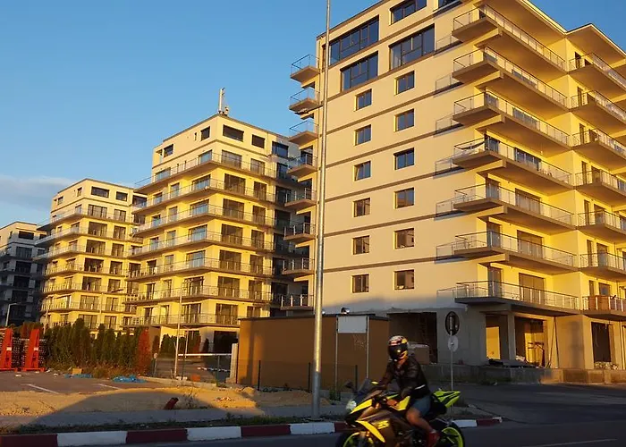 De Silva Apartment Mamaia